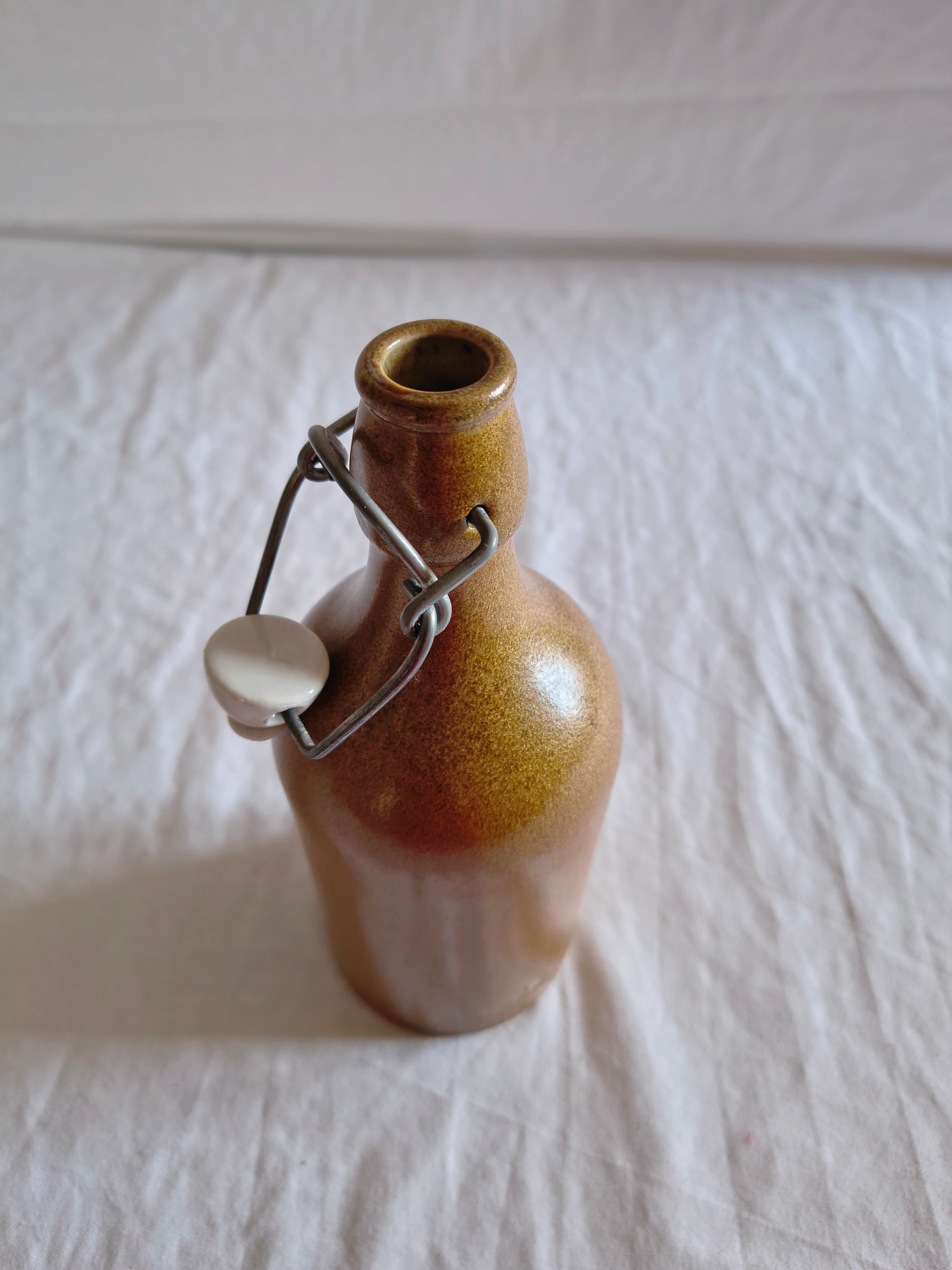 Bouteille en grès
