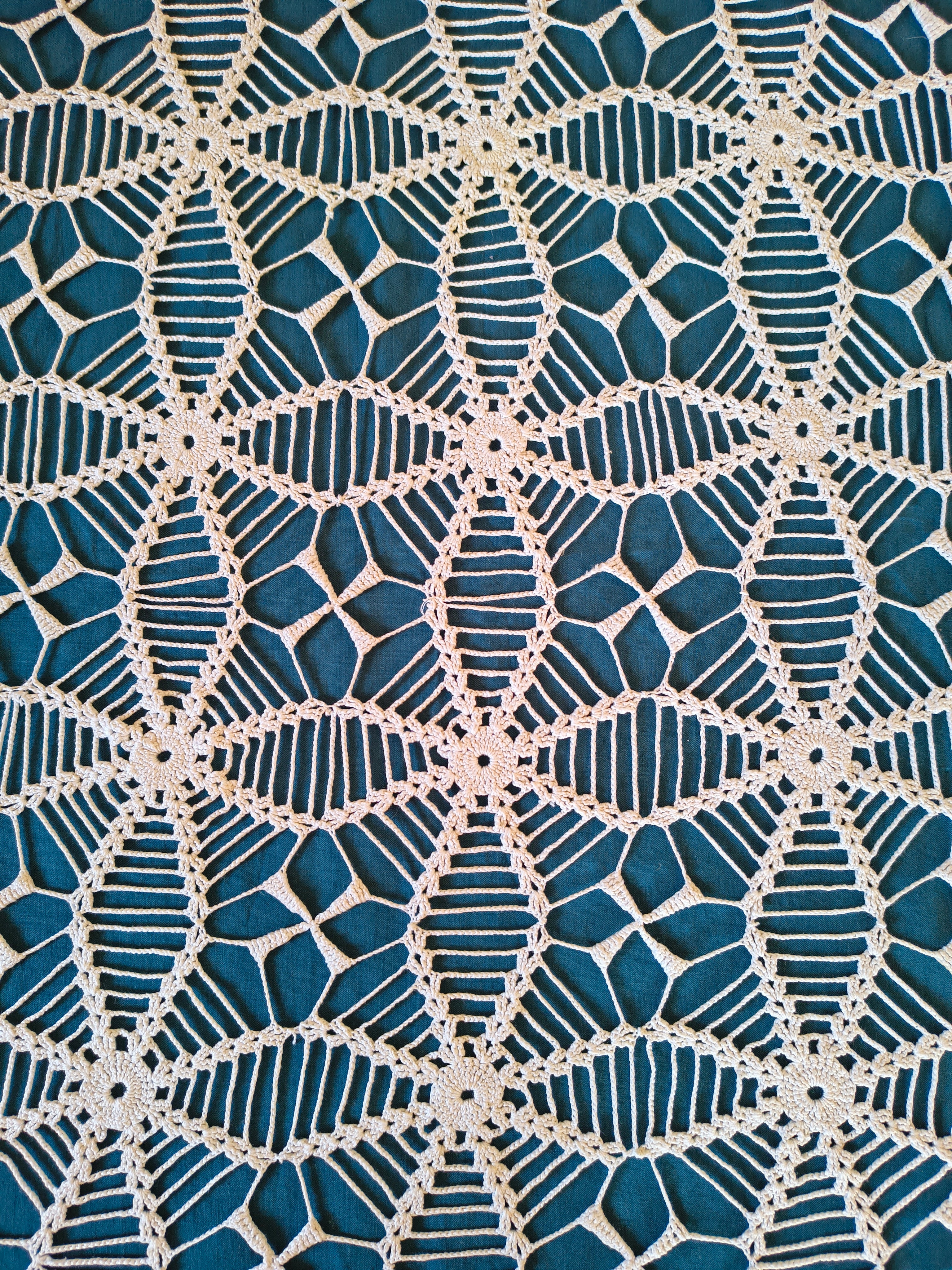 Dessus de lit / plaid fait main au crochet coton blanc motif géométrique