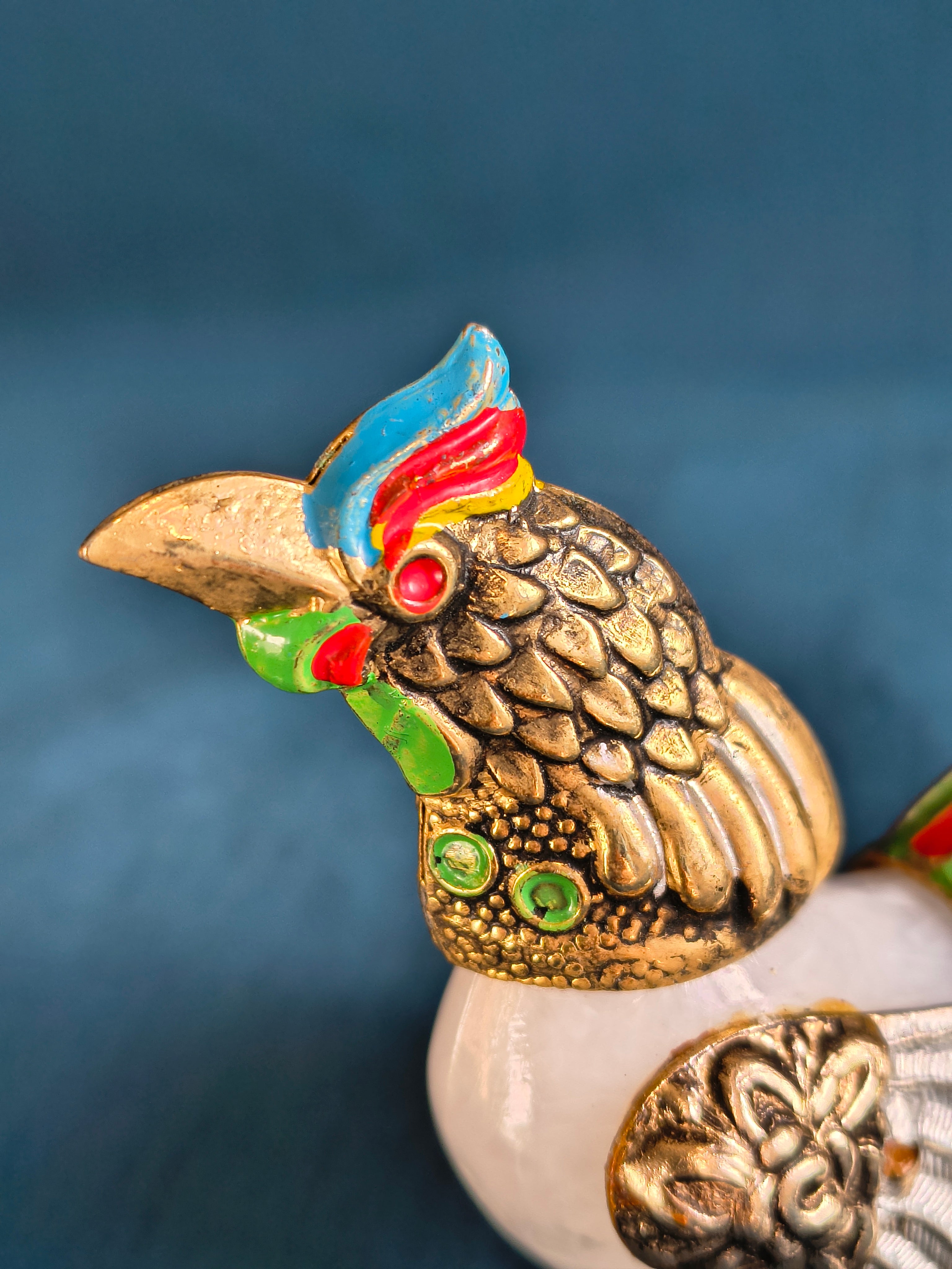 Figurine coq métal argenté et doré style asiatique kitsch