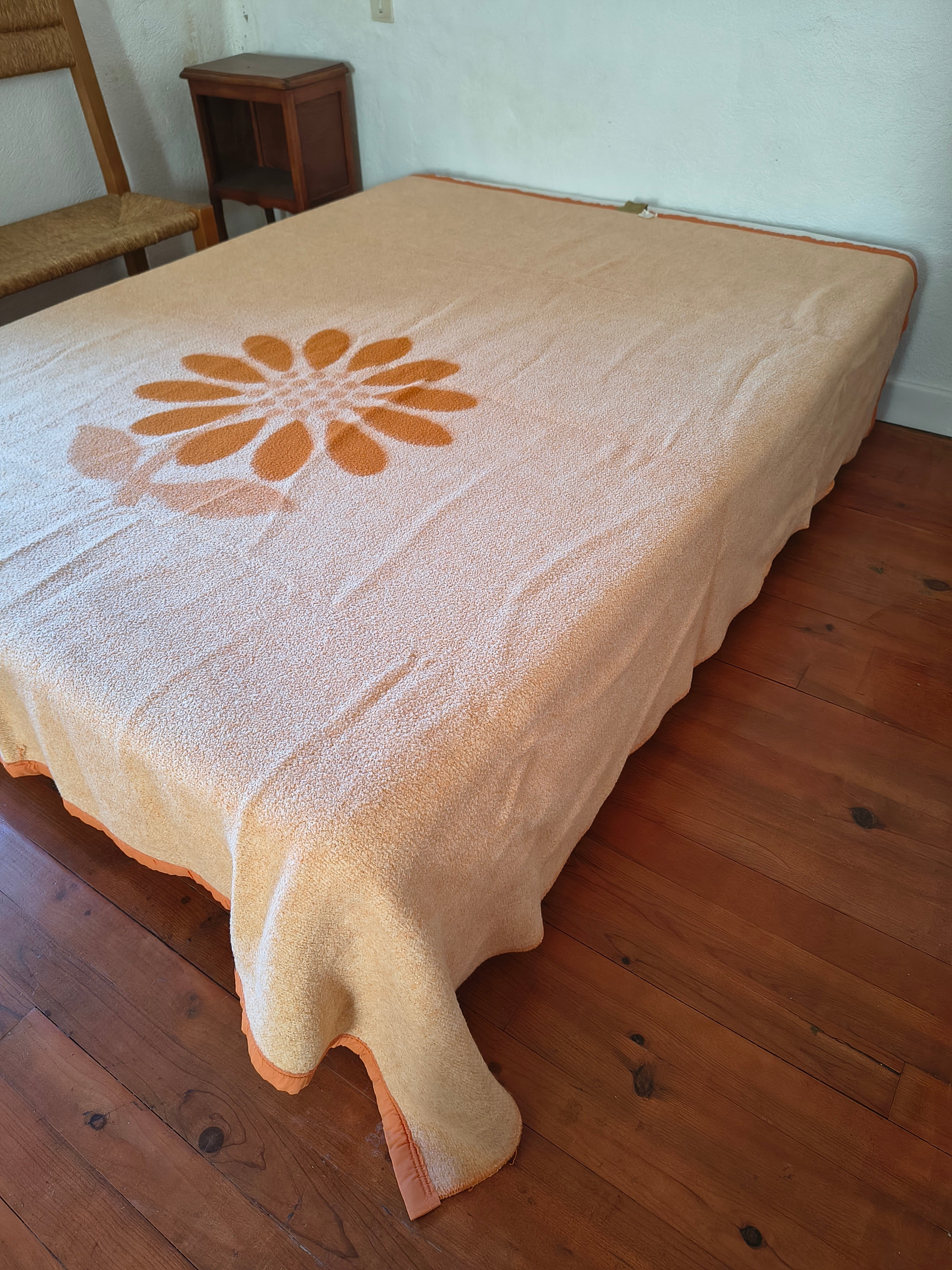 Couverture vintage 70's marguerite beige et marron
