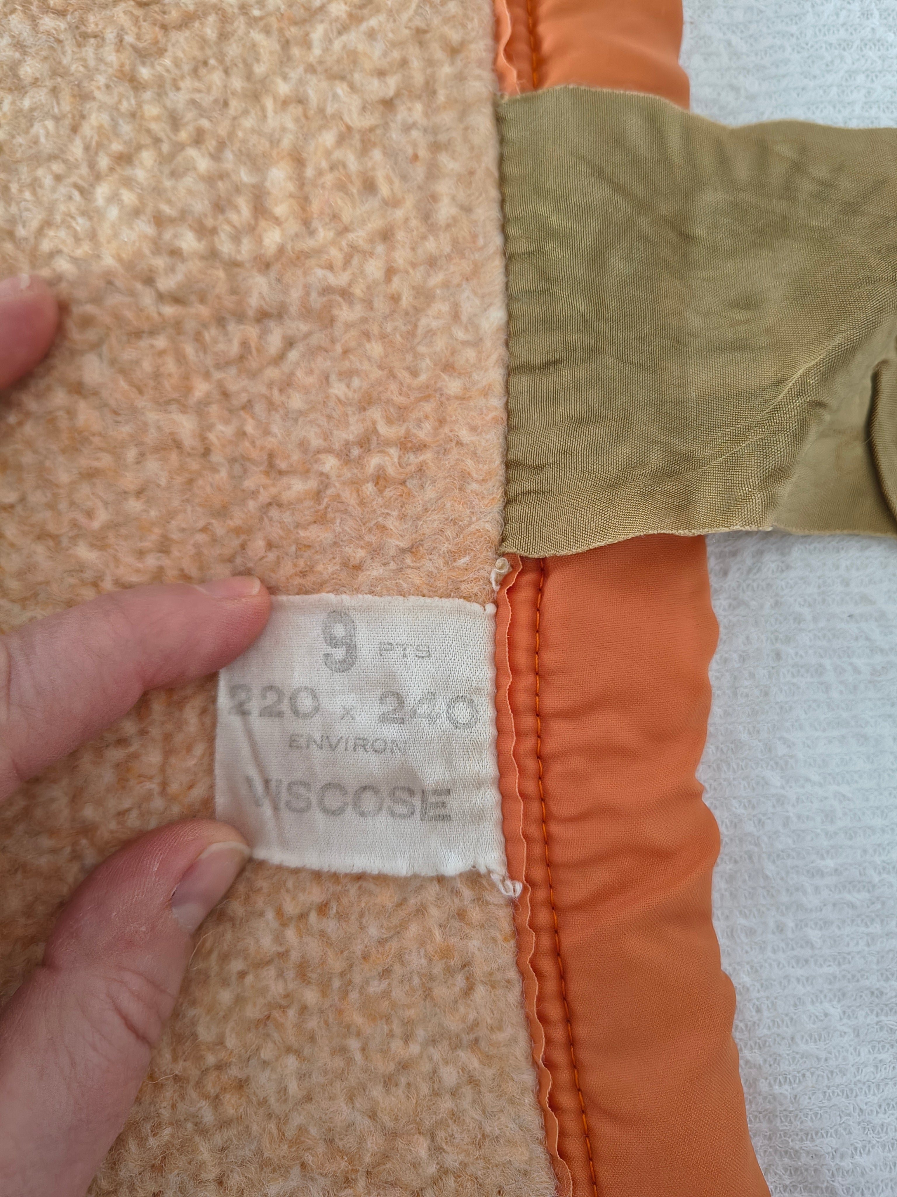 Couverture vintage 70's marguerite beige et marron