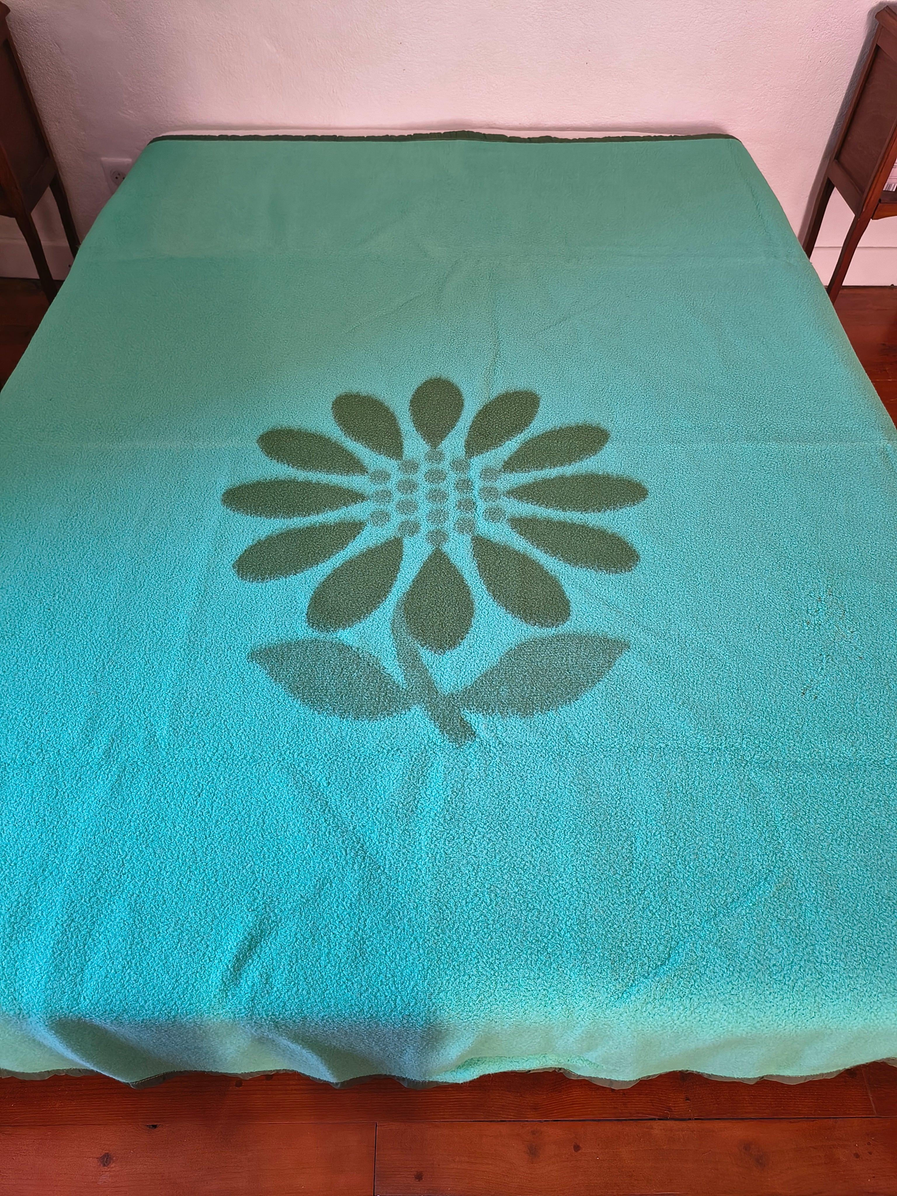 Couverture vintage 70's fleur marguerite vert foncé et turquoise