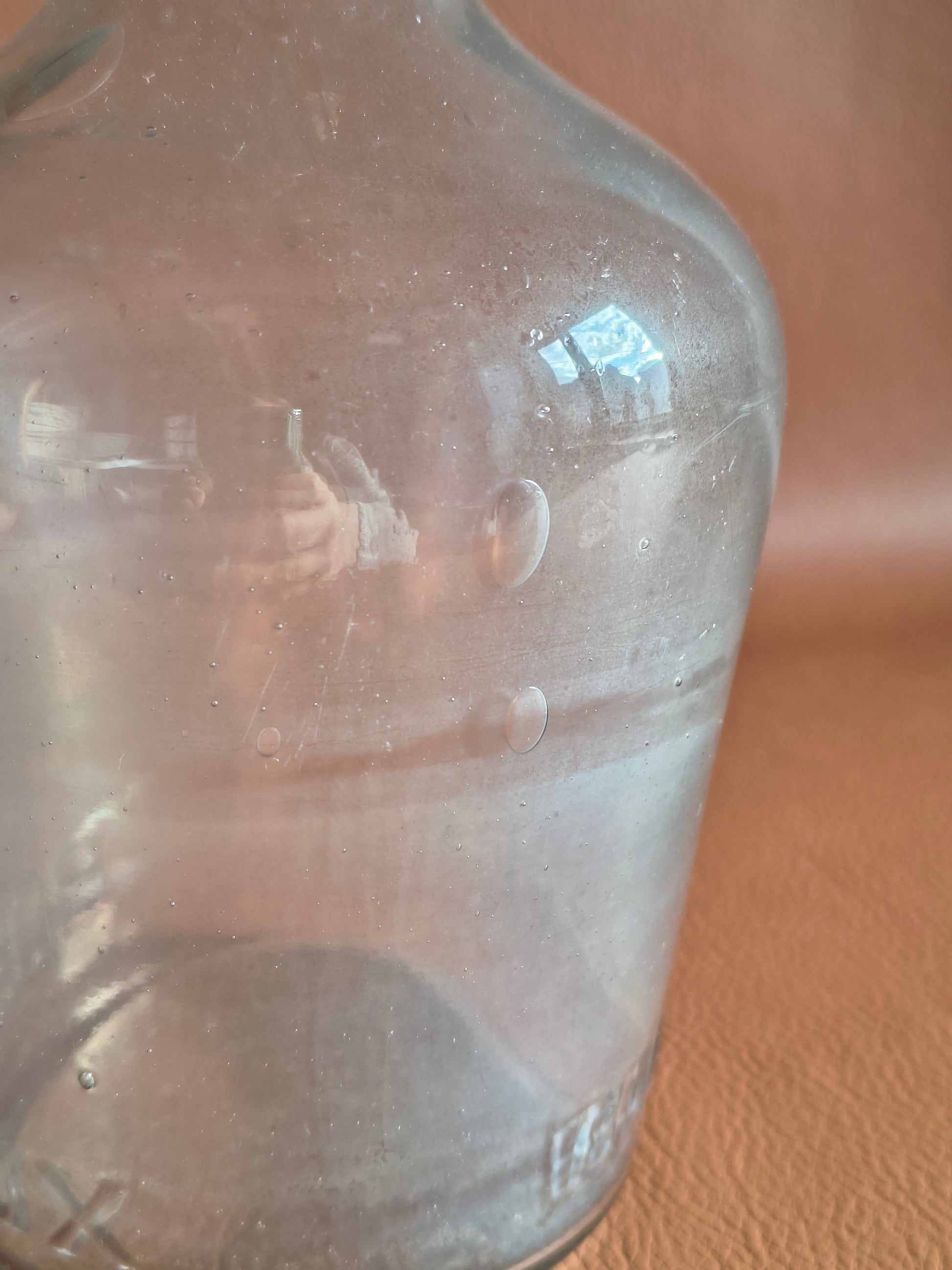Bouteille de vin ancienne en verre soufflé Bardinet Bordeaux