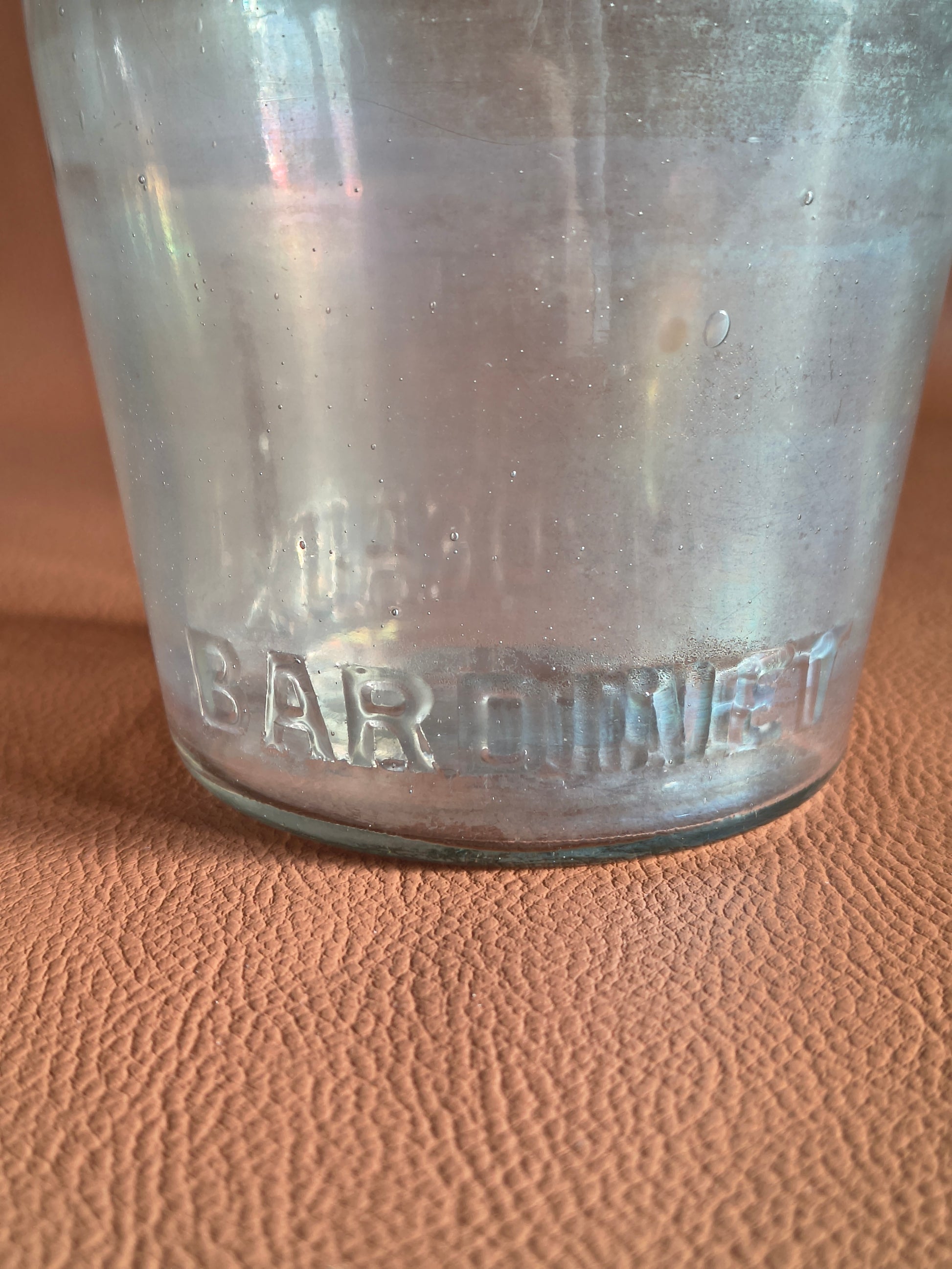 Bouteille de vin ancienne en verre soufflé Bardinet Bordeaux