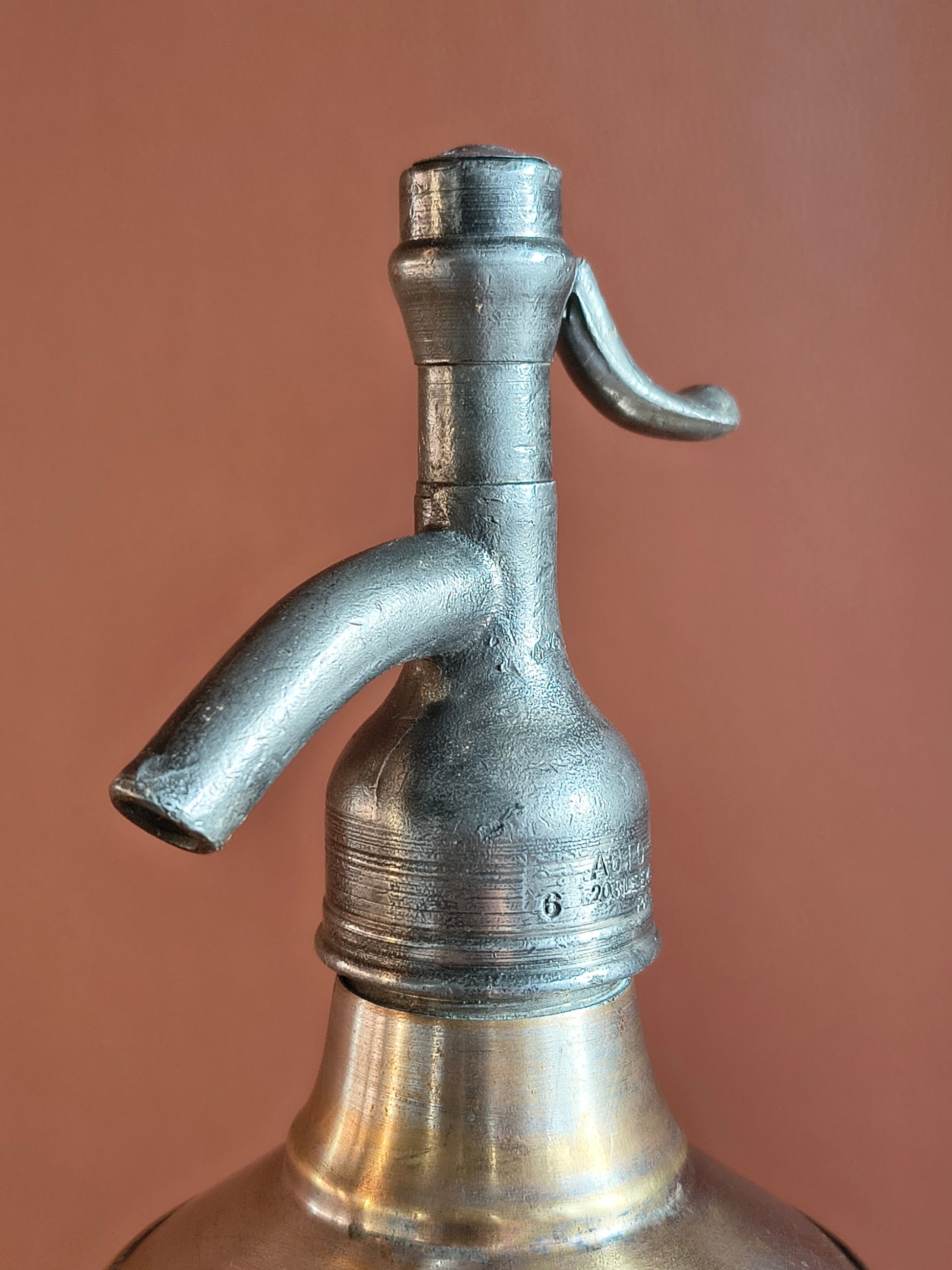 Siphon ancien cage d'acier marque Picon