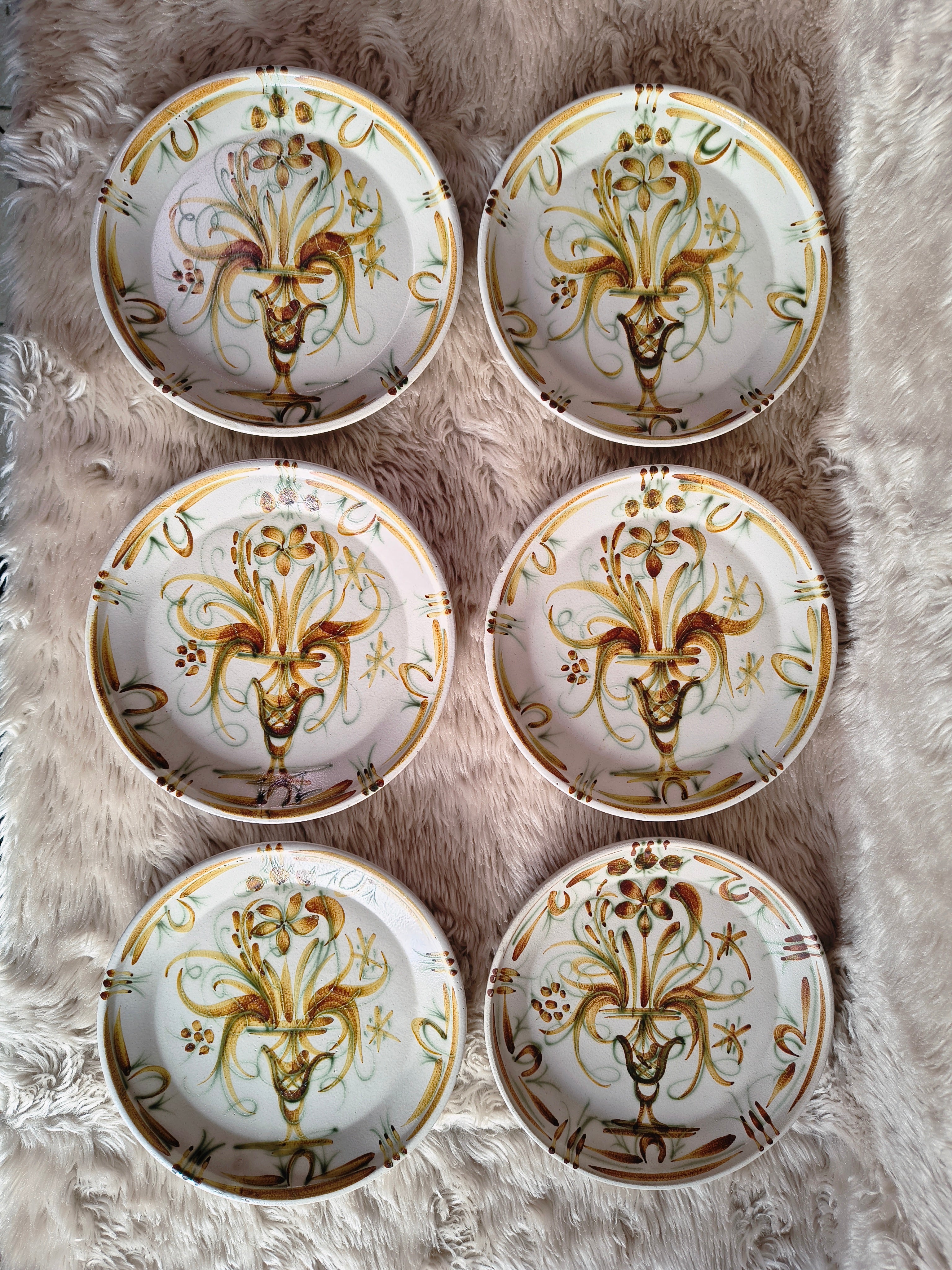 Assiettes plates vintage grès Keraluc Quimper décor Renaissance modèle G6-A57