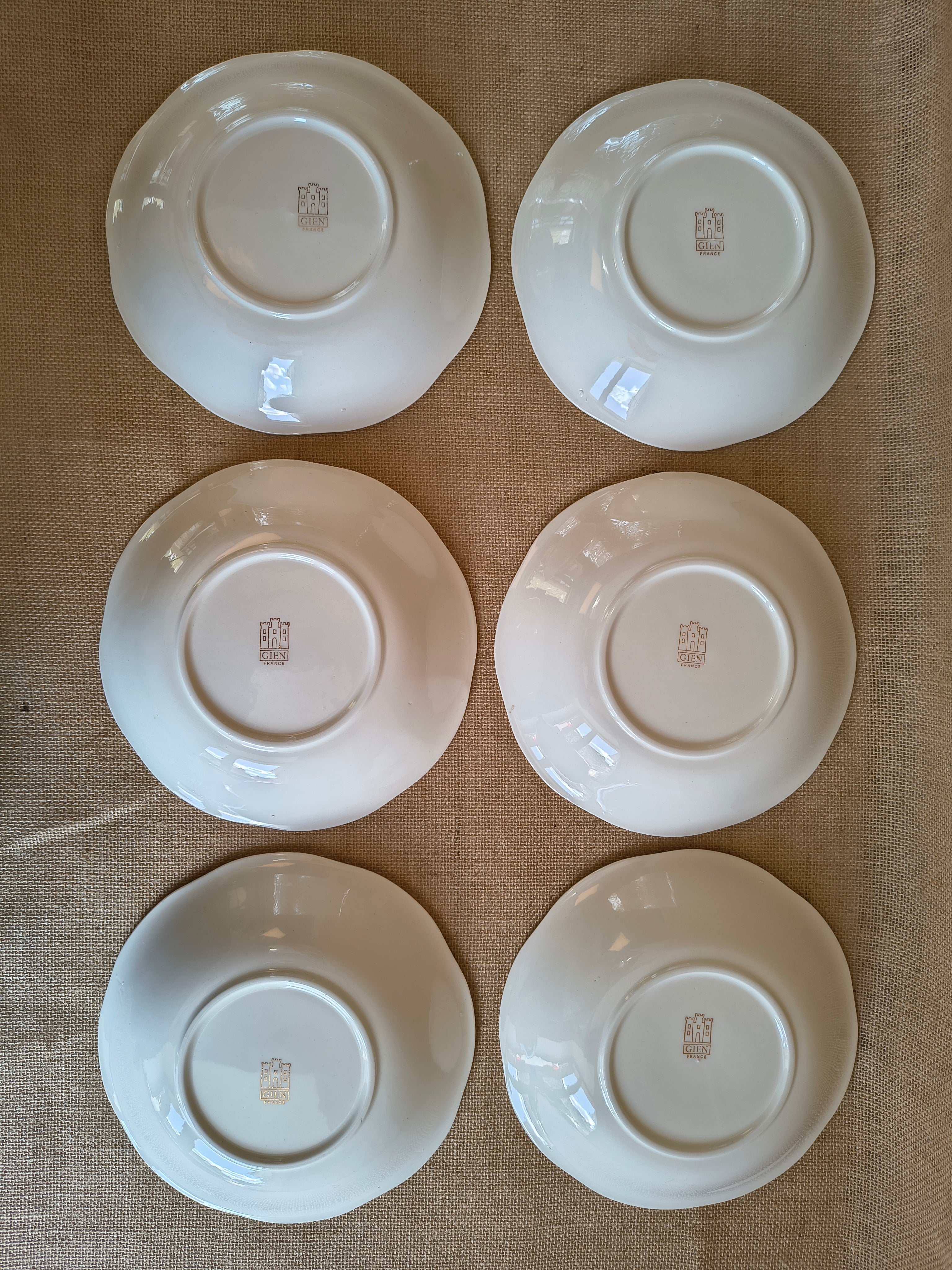Assiettes creuses vintage Gien fleurs roses et jaunes seventies