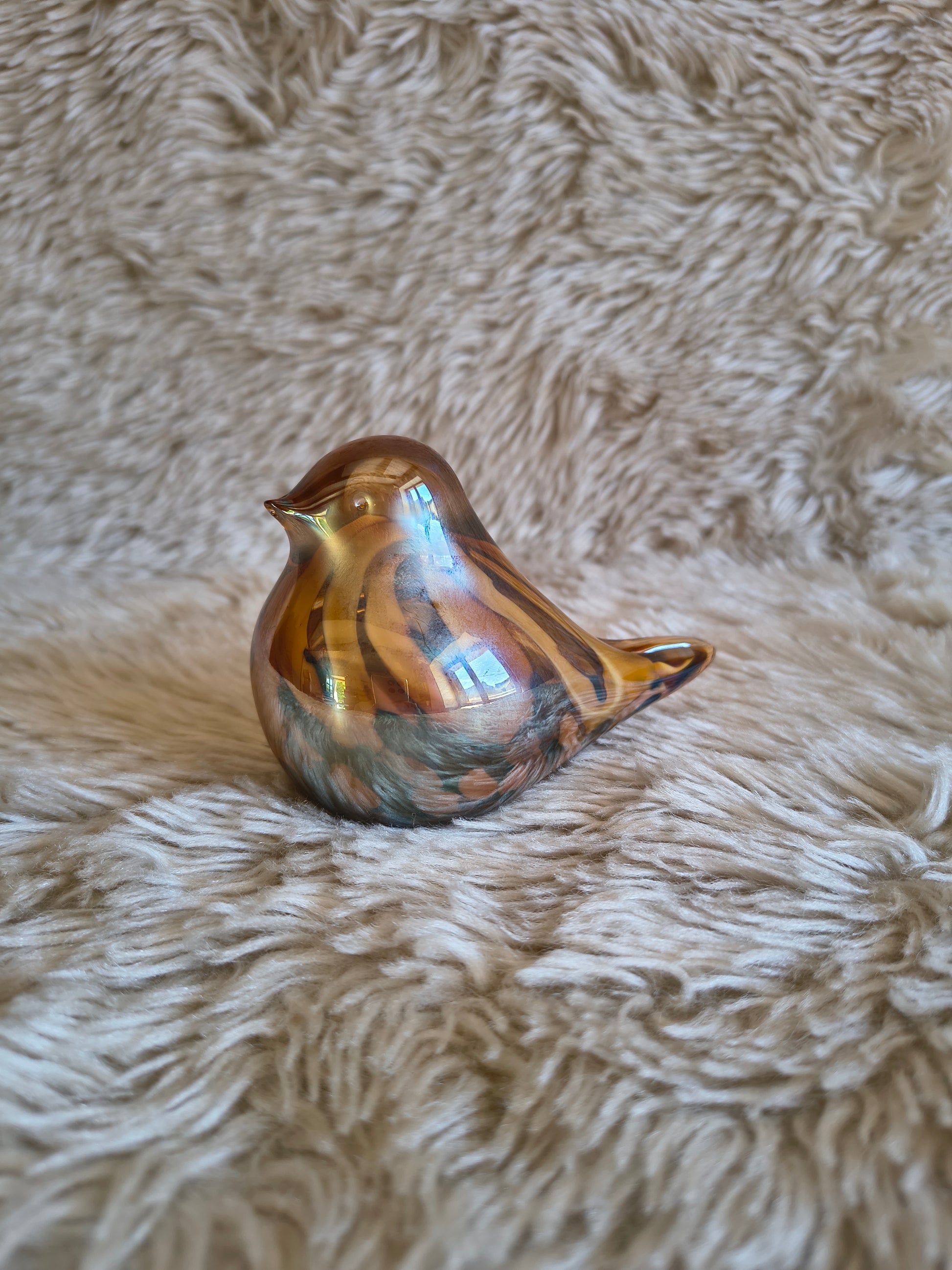 Oiseau couché en verre artisanal style Murano orange marron cuivre