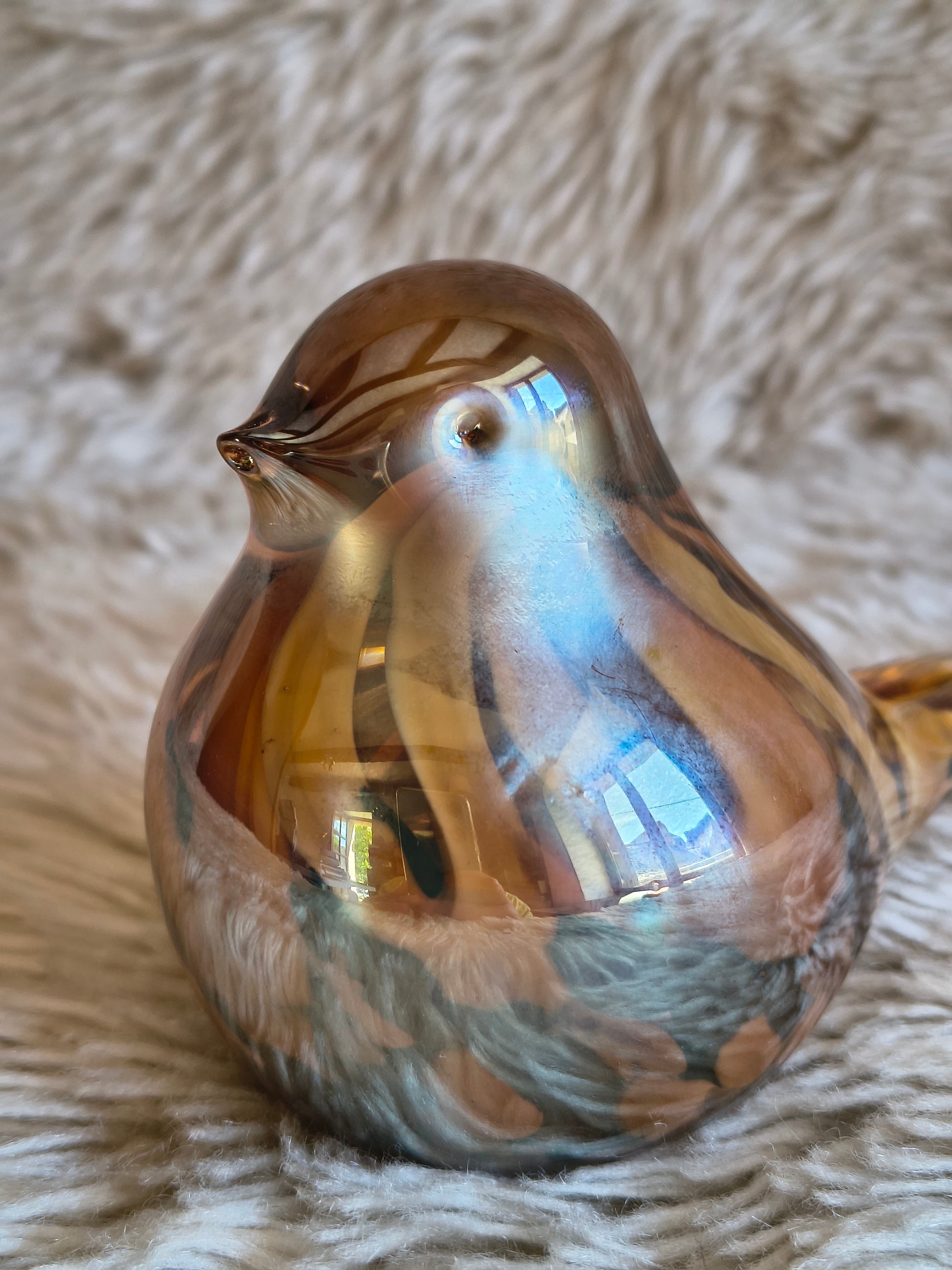 Oiseau couché en verre artisanal style Murano orange marron cuivre